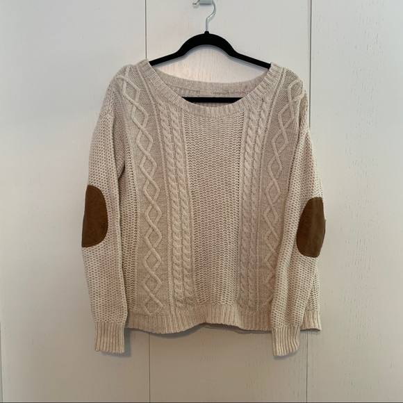 Sweaters - Knit Sweater